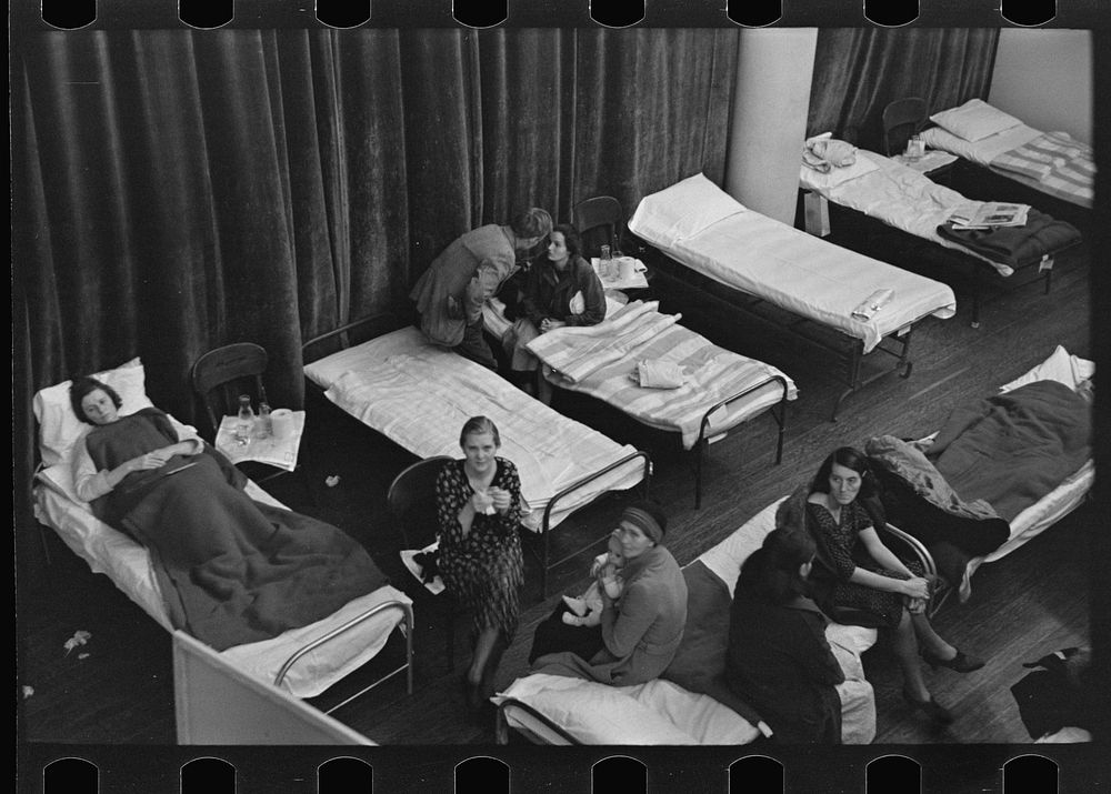Visiting day in an improvised hospital for flood refugees at Sikeston, Missouri by Russell Lee
