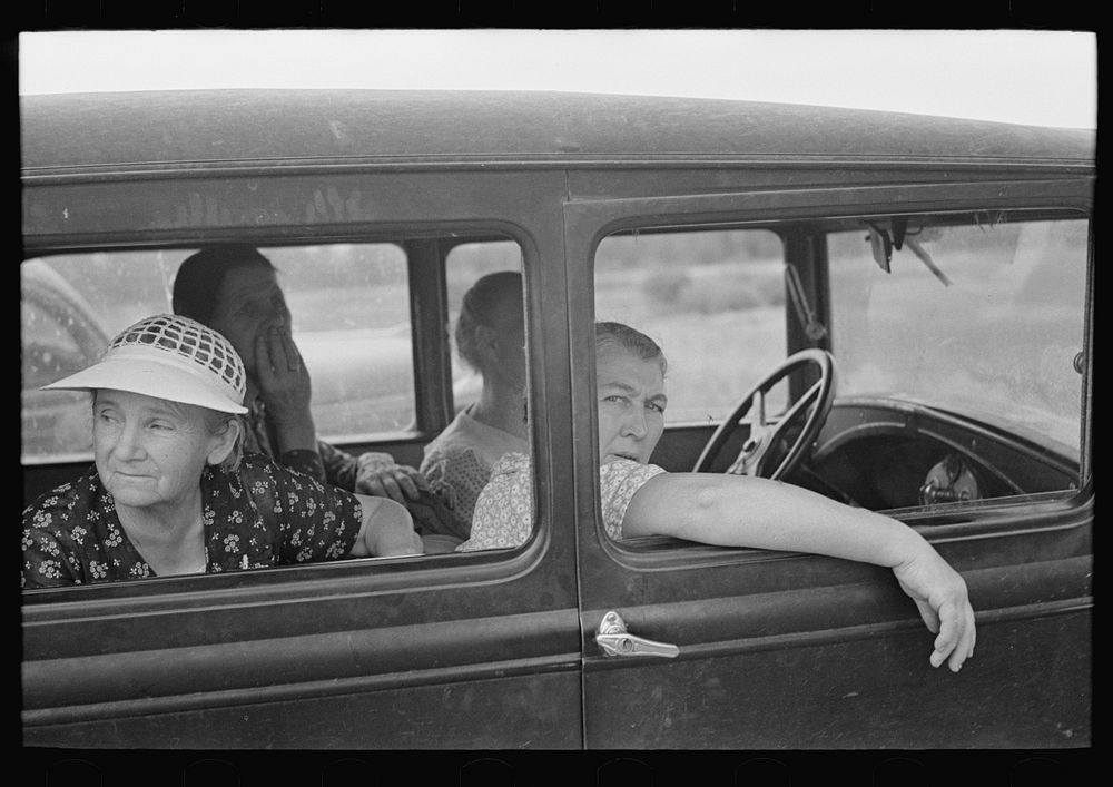 [Untitled photo, possibly related to: Women at the S.W. Sparlin auction sale, Orth, Minnesota] by Russell Lee