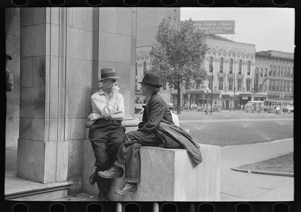 Men in Gateway District, Minneapolis, Minnesota by Russell Lee