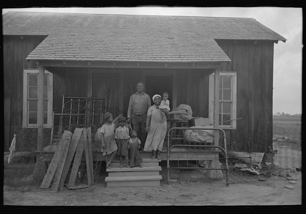 [Untitled photo, possibly related to: Mother and child, FSA (Farm Security Administration) clients, former sharecroppers…