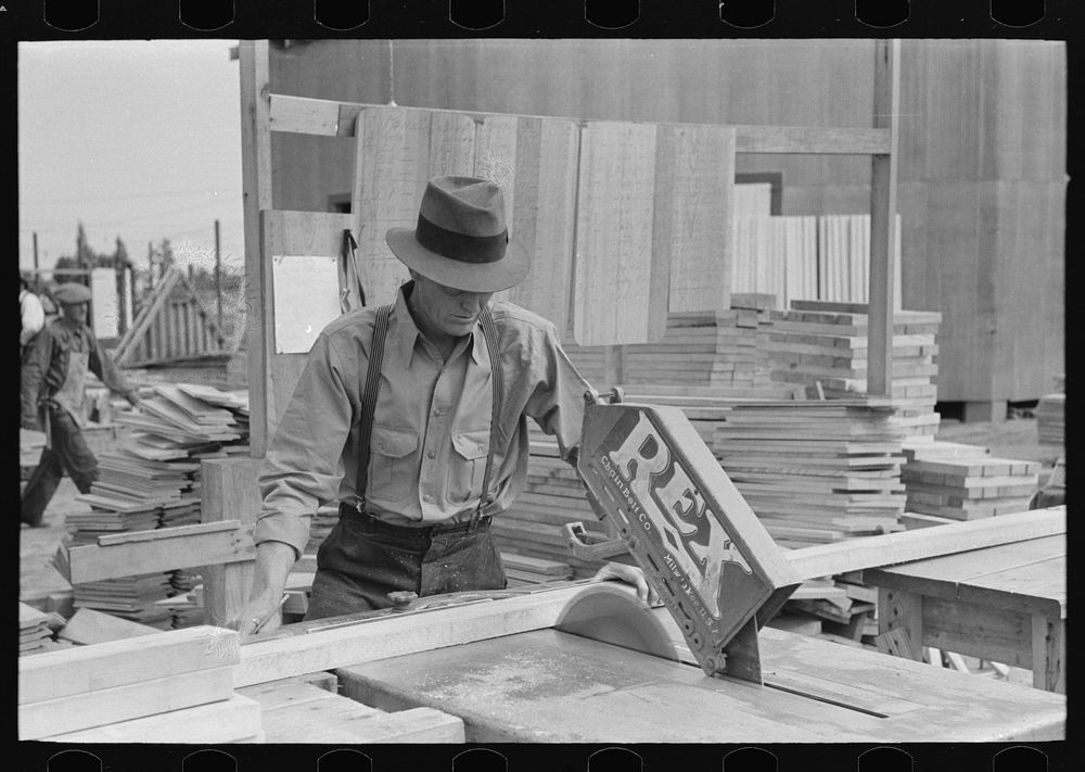 [Untitled photo, possibly related to: House plant. Precutting materials. Southeast Missouri Farms Project] by Russell Lee