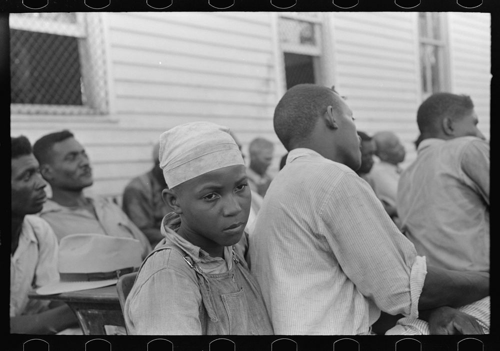 [Untitled photo, possibly related to:  clients listening to talk by project manager, Southeast Missouri Farms] by Russell Lee