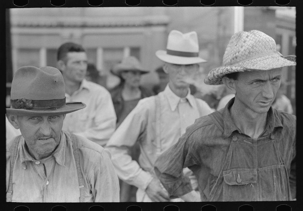 [Untitled photo, possibly related to: Farmers standing in street, Caruthersville, Missouri] by Russell Lee