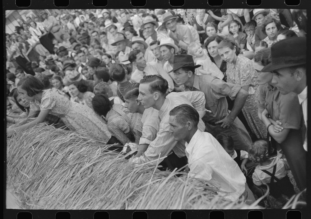 [Untitled photo, possibly related to: Crowd, listening to the Cajun band at National Rice Festival, Crowley, Louisiana] by…