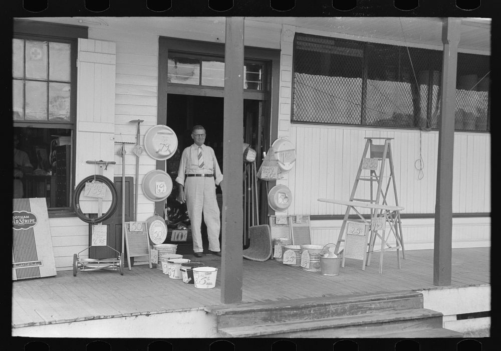 [Untitled photo, possibly related to: Entrance to general store, Garyville, Louisiana] by Russell Lee