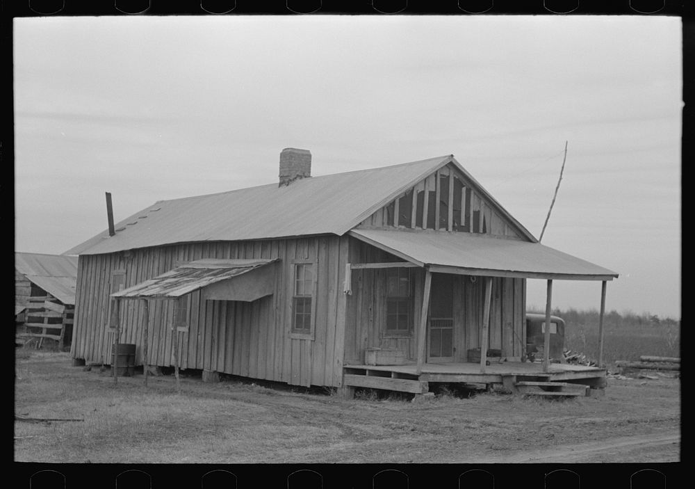 House of sharecroppers near Pace, Mississippi. Background photo for Sunflower Plantation by Russell Lee