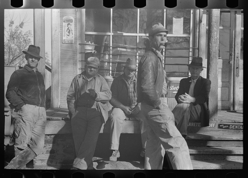 [Untitled photo, possibly related to: Men in front of general store, Jerome, Arkansas] by Russell Lee