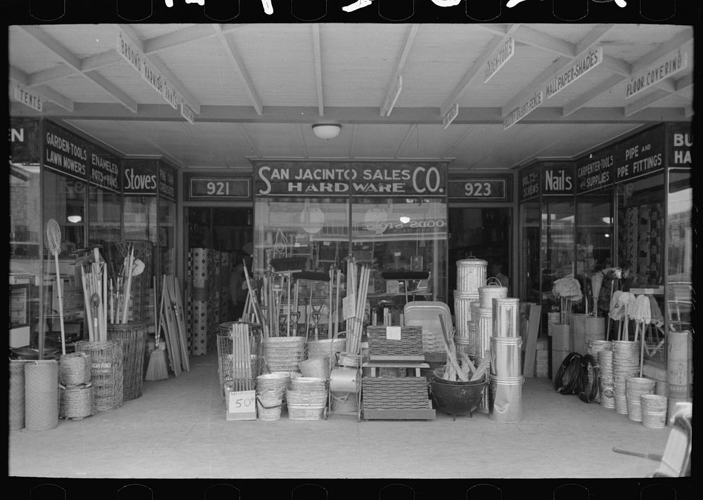 [Untitled photo, possibly related to: Front of hardware store, Corpus Christi, Texas] by Russell Lee