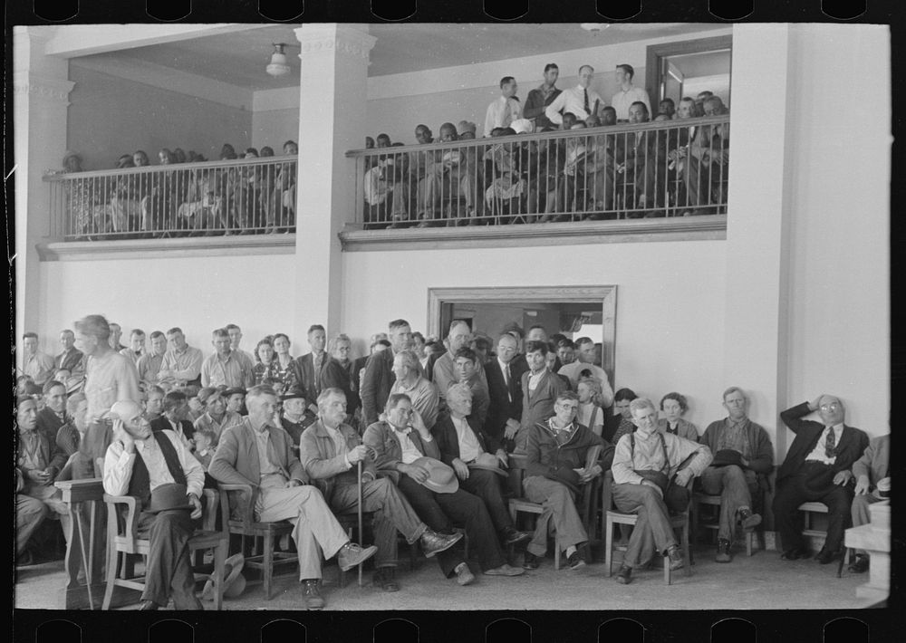 [Untitled photo, possibly related to: Mass meeting of San Augustine County residents gathered to discuss methods of raising…