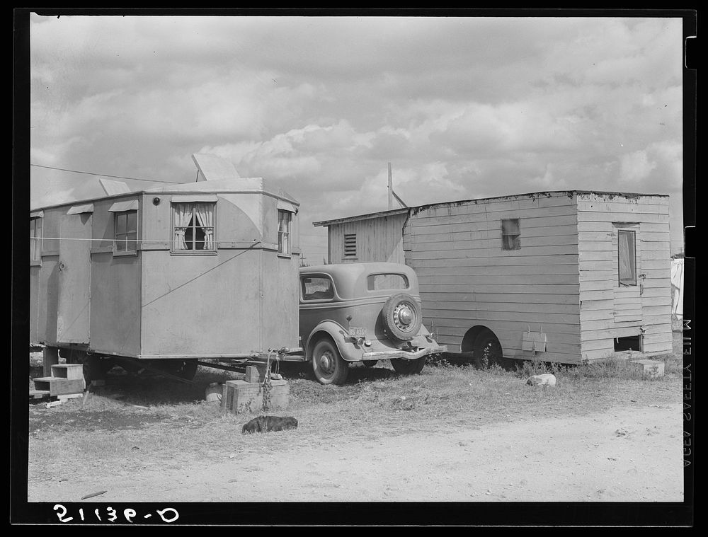 Migrant packinghouse laborers camp. Belle Glade, Florida. Sourced from the Library of Congress.