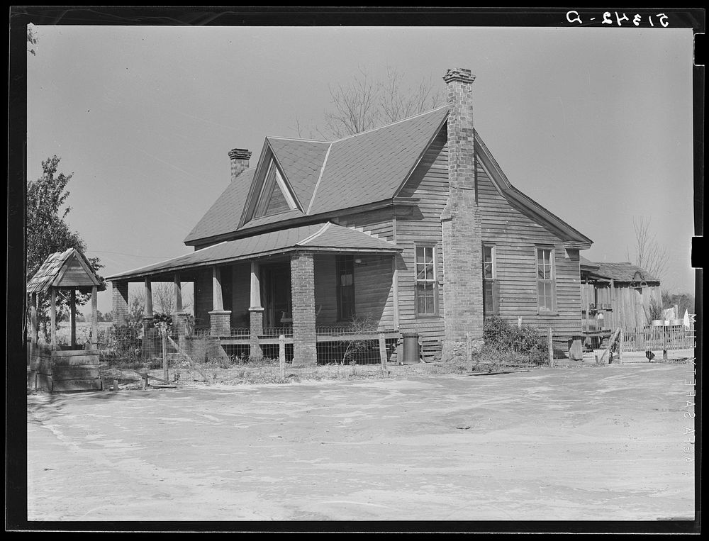 Home of George Johnson, tenant purchase family. Pike County, Alabama. Sourced from the Library of Congress.