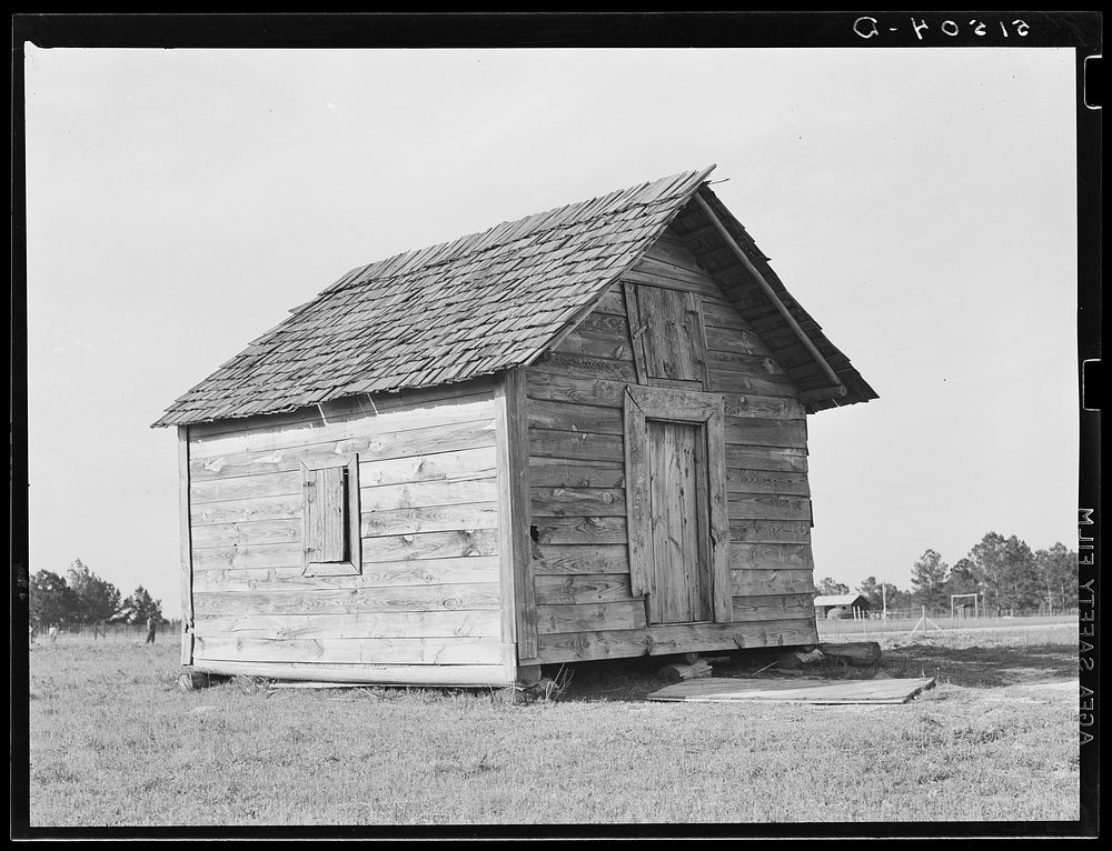 Old school building. Gee's Bend, Alabama. Sourced from the Library of Congress.