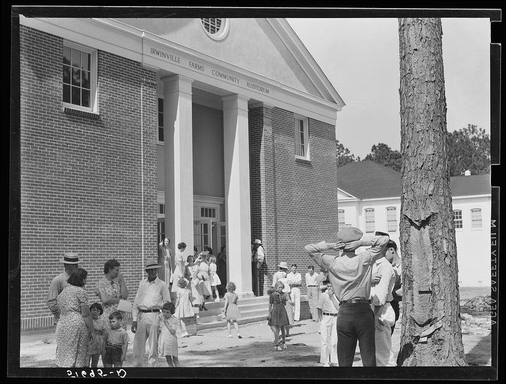 Irwinville Farms community auditorium on May Day-Health Day, Georgia. Sourced from the Library of Congress.