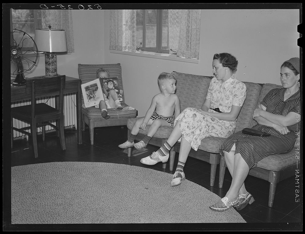 [Untitled photo, possibly related to: In the waiting room at medical center. Greenbelt, Maryland]. Sourced from the Library…