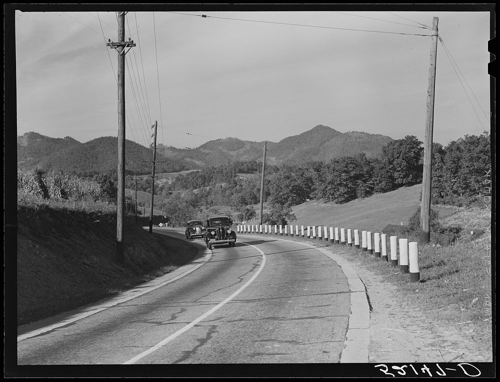 Asheville (vicinity), North Carolina. A highway. Sourced from the Library of Congress.
