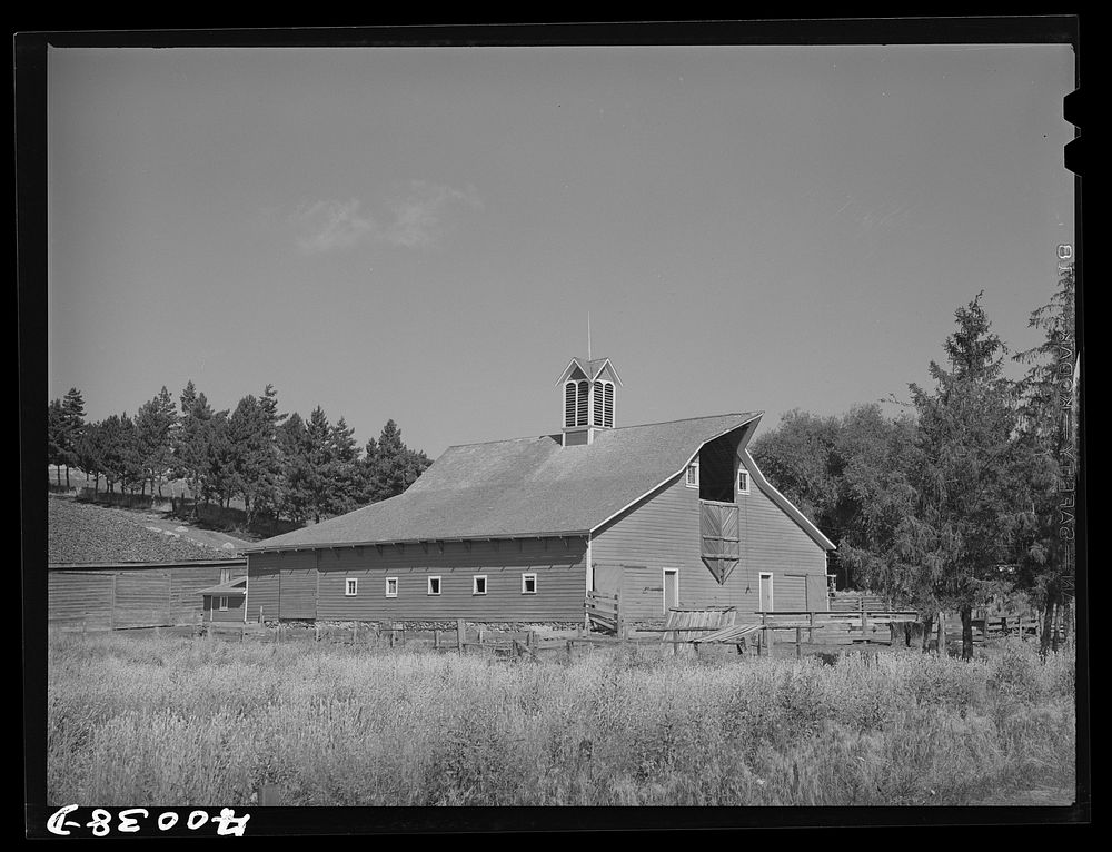 Barn. Whitman County, Washington by Russell Lee