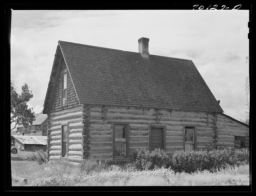 Homestead on farm which is now included in Boundary Farms, FSA (Farm Security Administration) project. Boundary County…