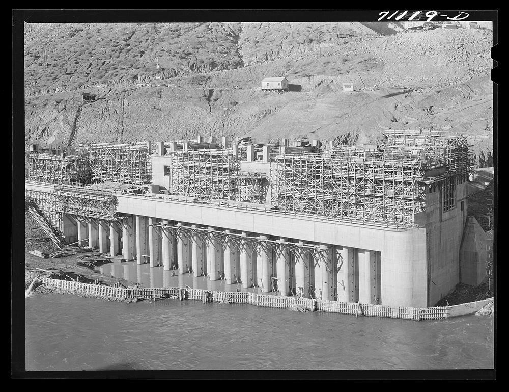 Construction work on powerhouse at Shasta Dam. Shasta County, California by Russell Lee