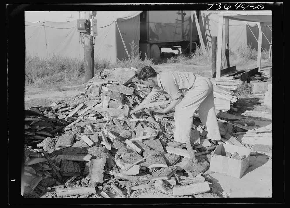 [Untitled photo, possibly related to: Nyssa Oregon. FSA (Farm Security Administration) mobile camp. Woodpile at the camp for…