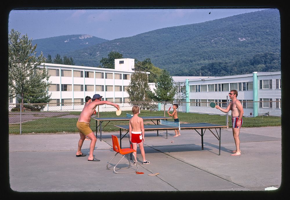 Homowack Hotel/Lodge, Spring Glen, New York (1977) photography in high resolution by John Margolies. Original from the…