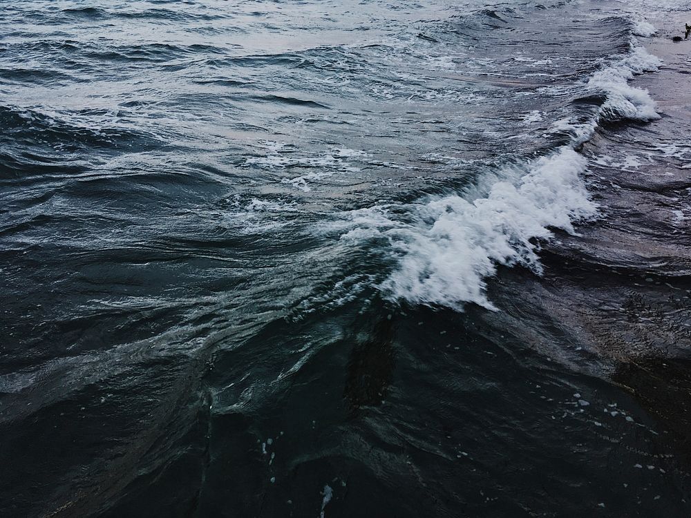 Deep blue wavy ocean texture, free public domain CC0 photo.