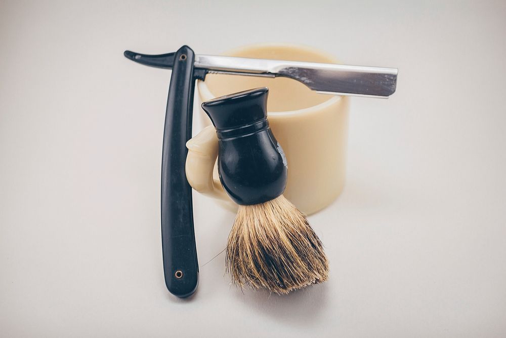 Free barber shave kit image, public domain material CC0 photo.