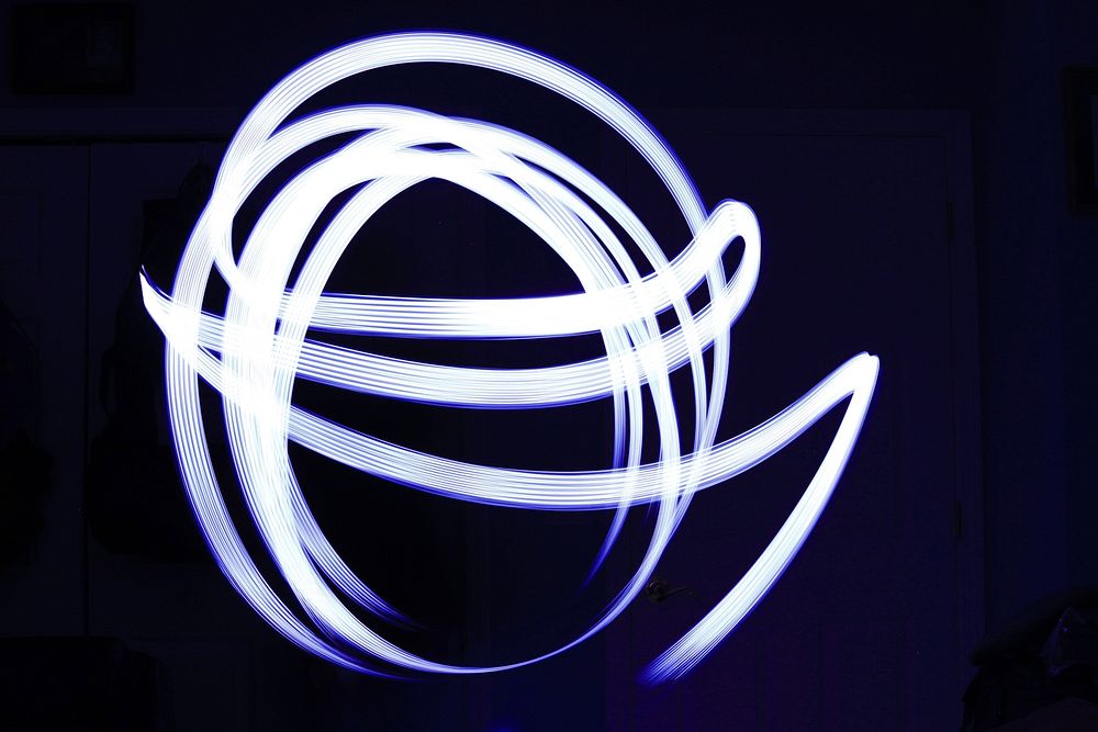 Light trail cirle background, free public domain CC0 photo.