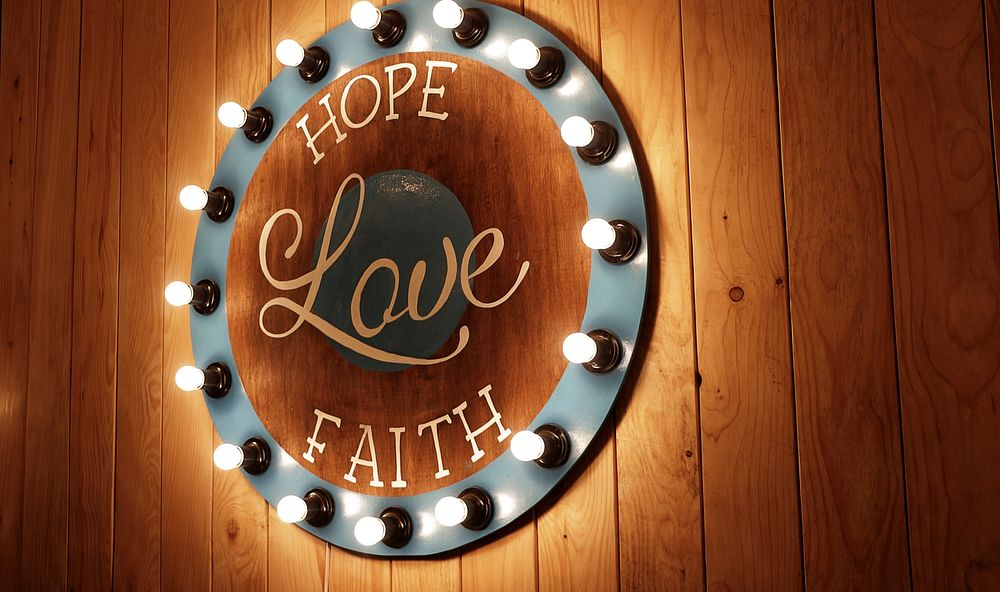 Hope Love Faith Sign Wood Light 