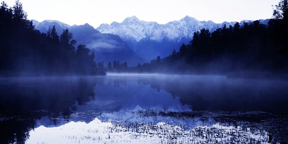 Lake Matheson with Mt Cook, New Zealand.
