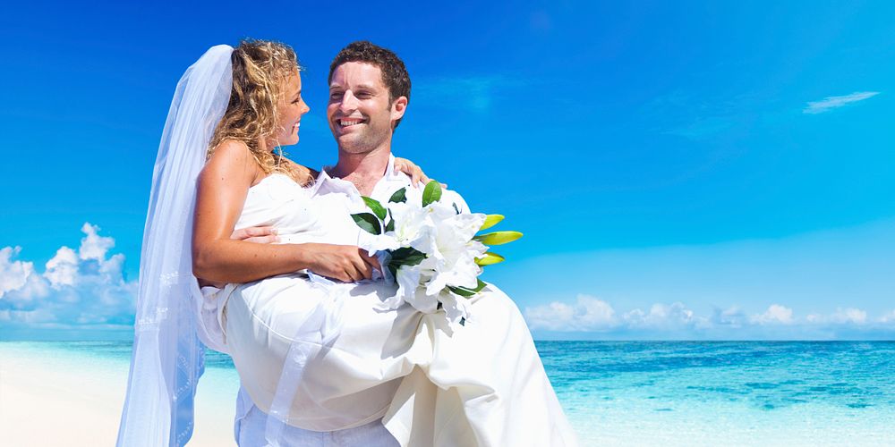 Couple getting married at a beach in Samoa