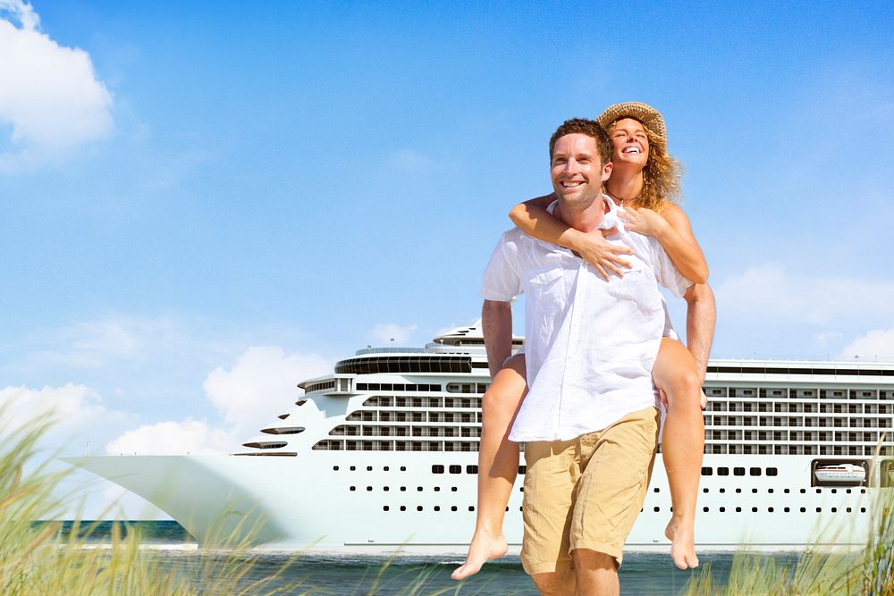 Couple Beach Cruise Vacation Holiday Leisure Summer Concept
