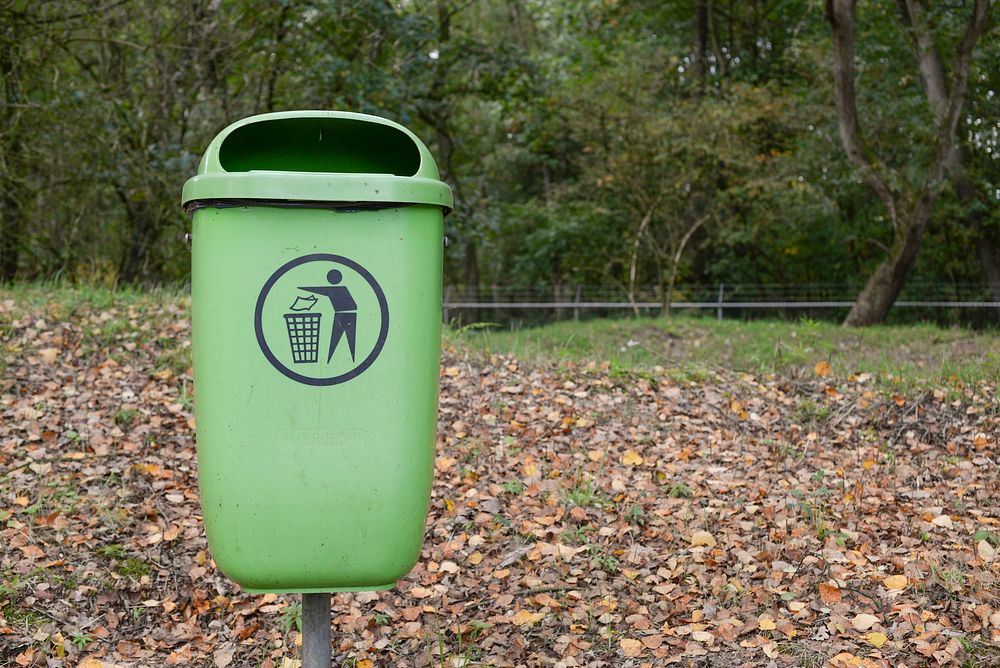 Free green garbage can image, public domain tool CC0 photo.