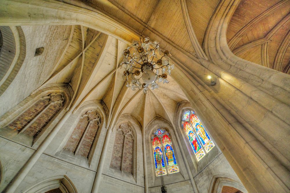 Free European church ceiling image, public domain CC0 photo.