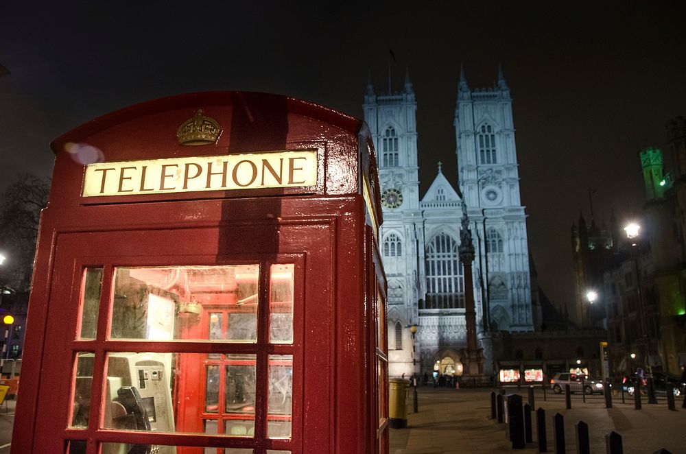 Free red telephone box at night image, public domain CC0 photo.