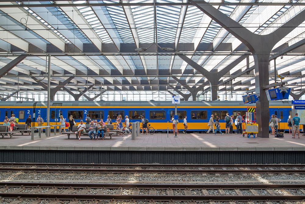 Free Rotterdam train station image, public domain CC0 photo.