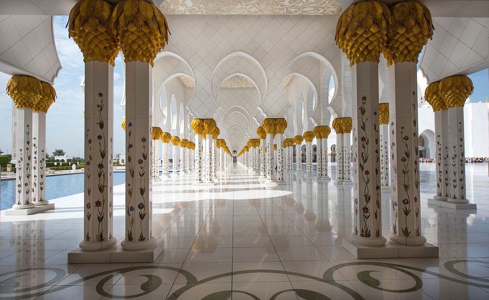 Free Sheikh Zayed Grand Mosque image, public domain CC0 photo.