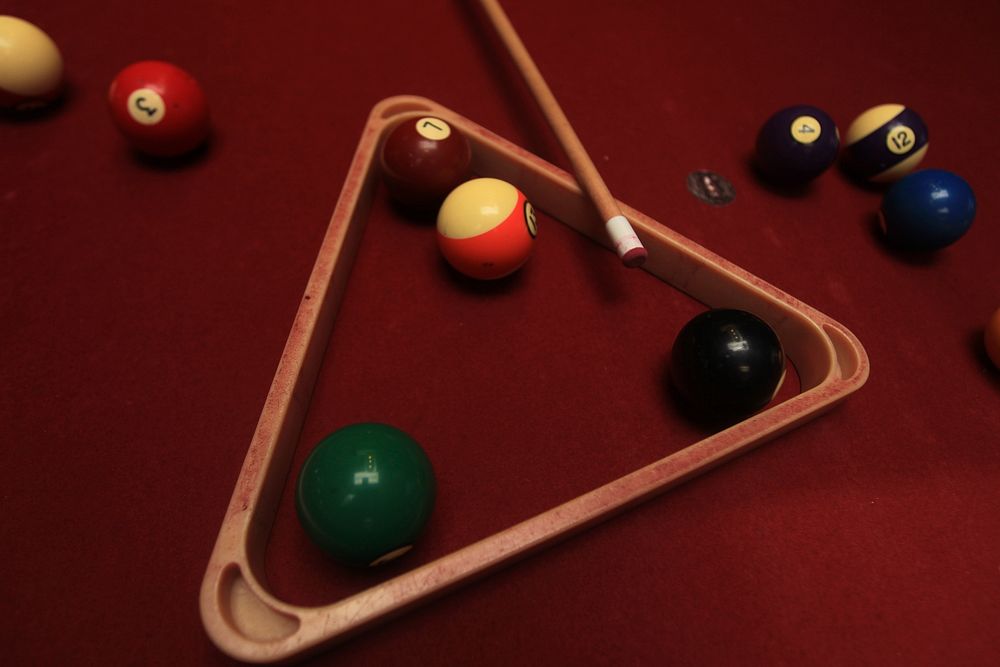 Free triangular rack and pool balls image, public domain CC0 photo.