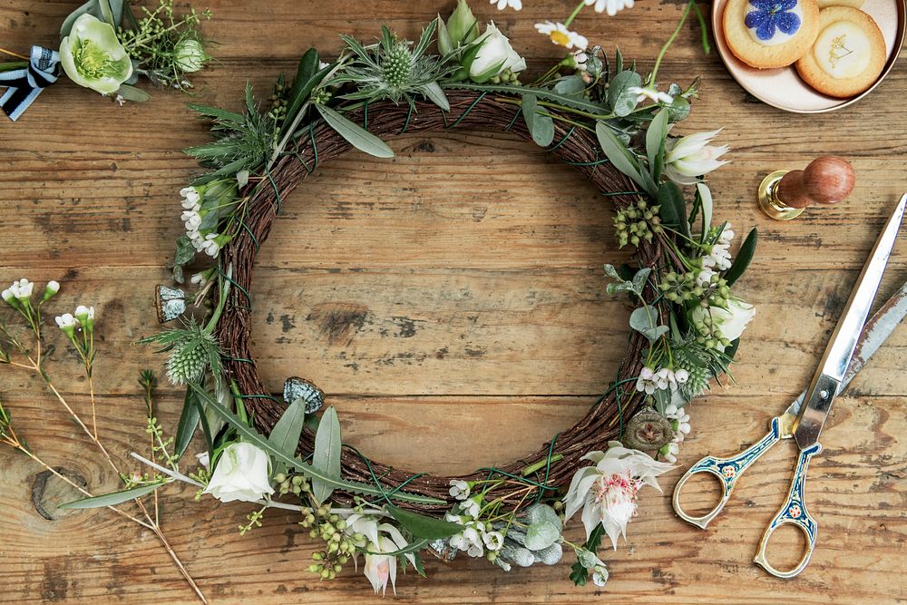 Leaf wreath on a rustic wooden table
