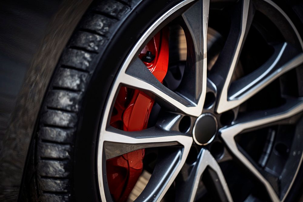 Closeup of alloy max wheel