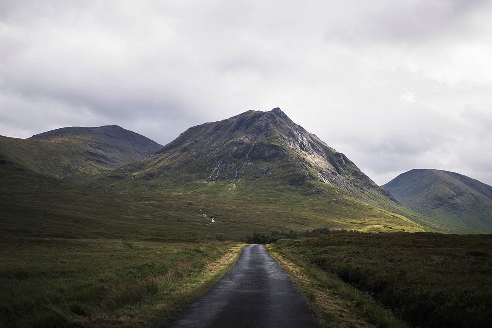 Route to Buachaille Etive M&ograve;r, Scotland