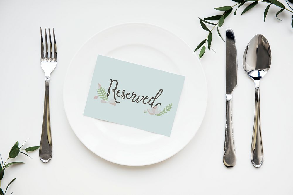Table setting with reserved card