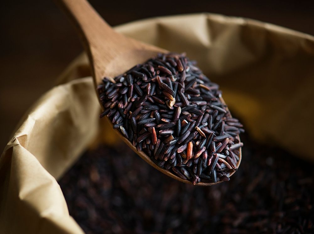 Organic riceberry in a paper bag