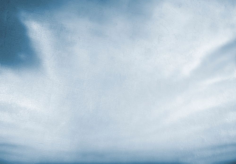 Cloudy blue sky wallpaper