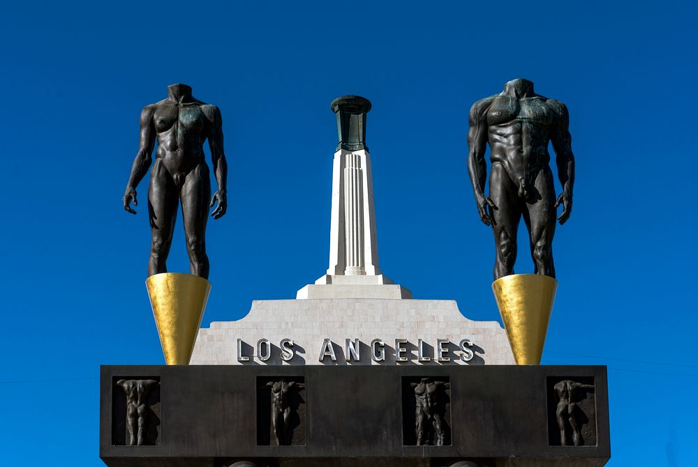These headless, nude statues, by xxx, at the entrance to the Los Angeles Memorial Coliseum sports stadium, caused quite a…