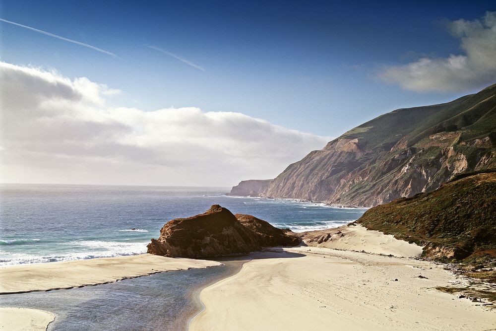 California Coastline. Original image from Carol M. Highsmith&rsquo;s America. Digitally enhanced by rawpixel.