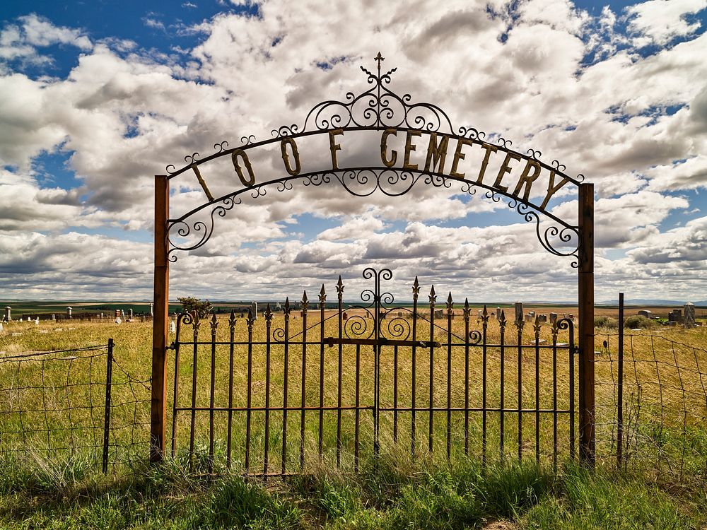 Old country cemetery gate in Grass Valley, Oregon. Original image from Carol M. Highsmith&rsquo;s America, Library of…