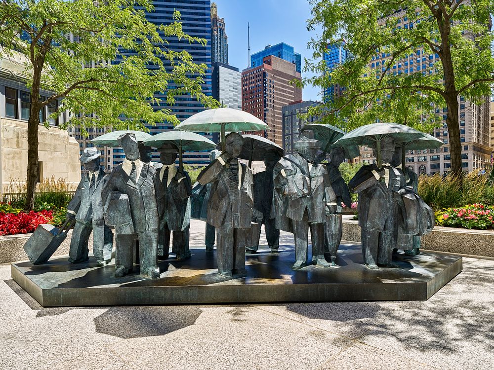 Ju Ming&rsquo;s &ldquo;Gentlemen&rdquo; statue grouping in downtown Chicago. Original image from Carol M. Highsmith&rsquo;s…