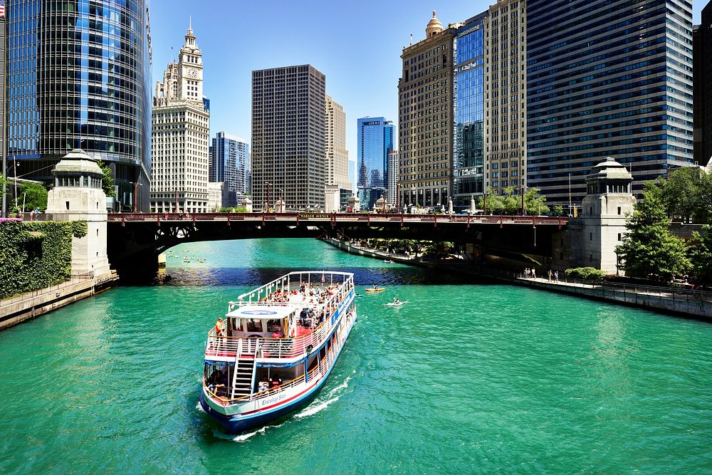 Tour boat on the Chicago River in downtown Chicago. Original image from Carol M. Highsmith&rsquo;s America, Library of…