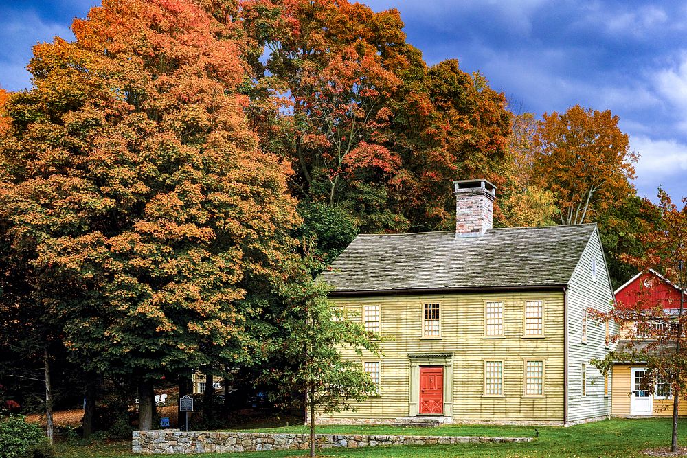 The Sloan-Raymond-Fitch house at Wilton Heritage Museum in Connecticut. Original image from Carol M. Highsmith’s America…