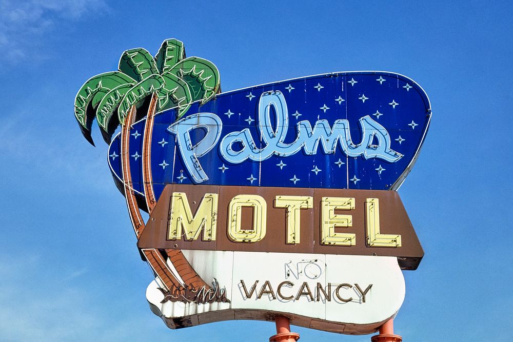 Palms Motel sign, Royal Oak, Michigan (1986) photography in high resolution by John Margolies. Original from the Library of…